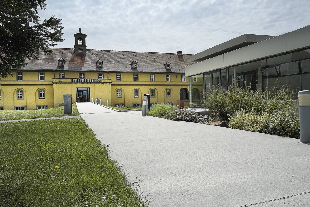 Centre Funéraire De Strasbourg 15 Rue De L'ill 67000 Strasbourg